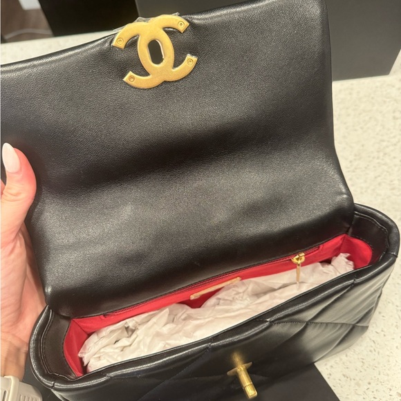 Chanel 19 Black Quilted Leather Bag with Gold and Silver Chain - Picture 4 of 8